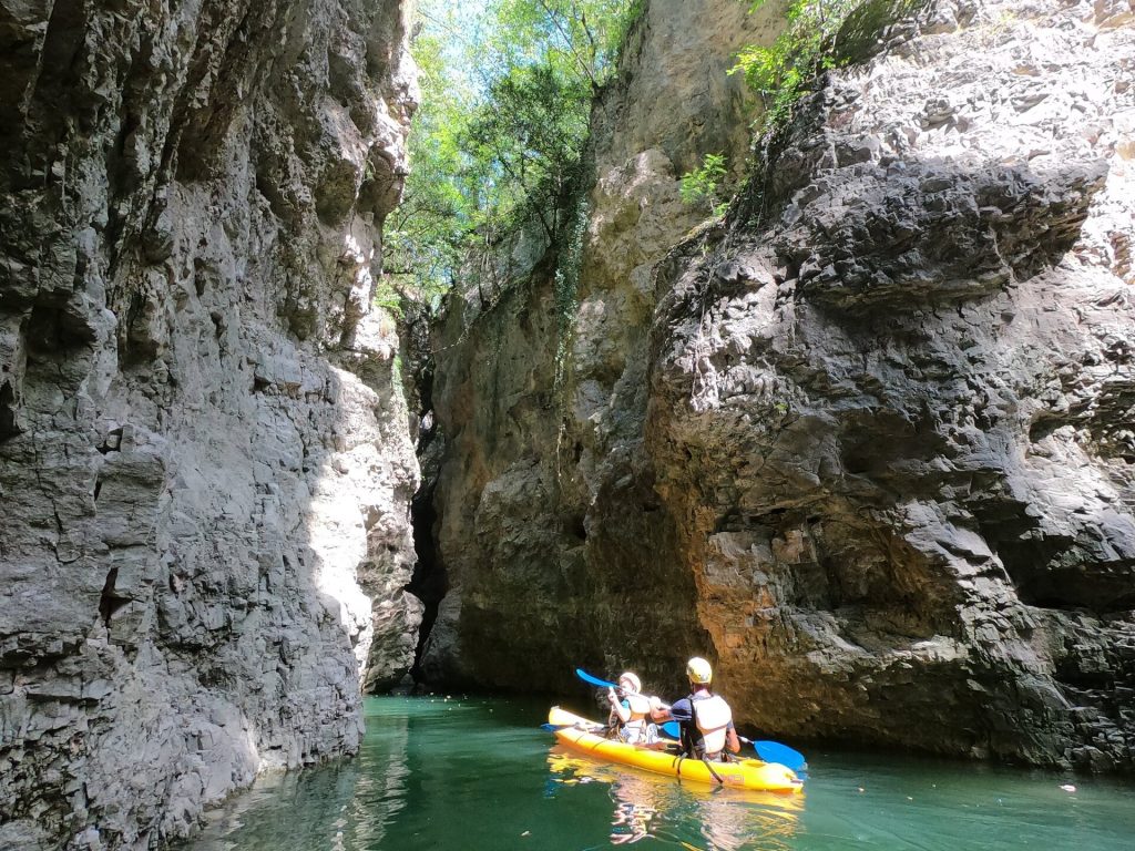 Canoa Gole del Novella