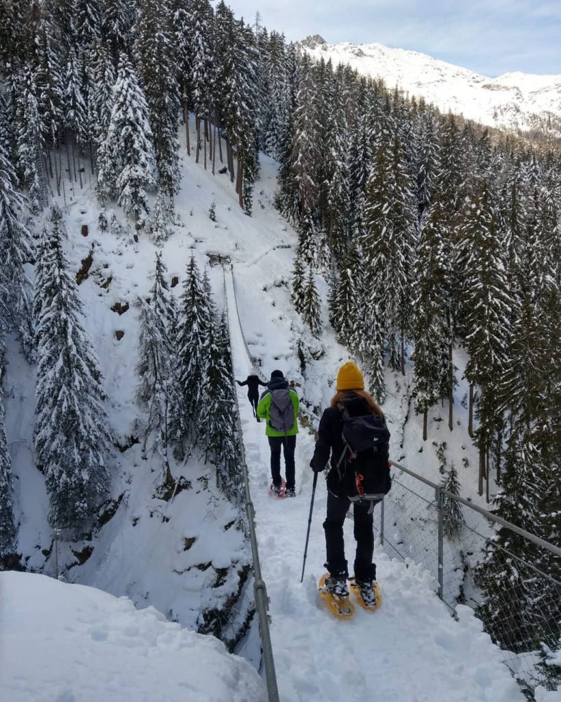 Trekking con le ciaspole