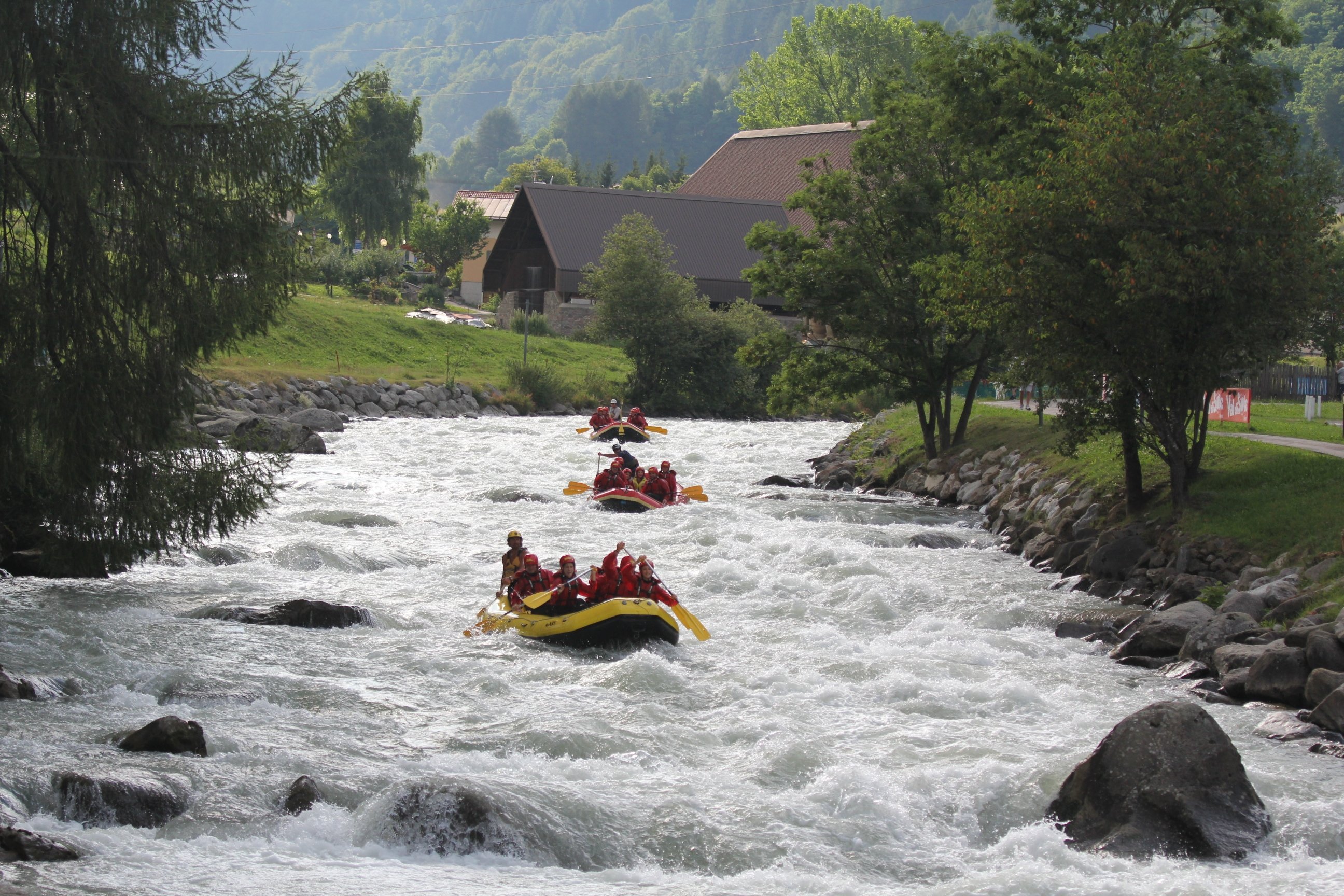 Rafting sul fiume Noce