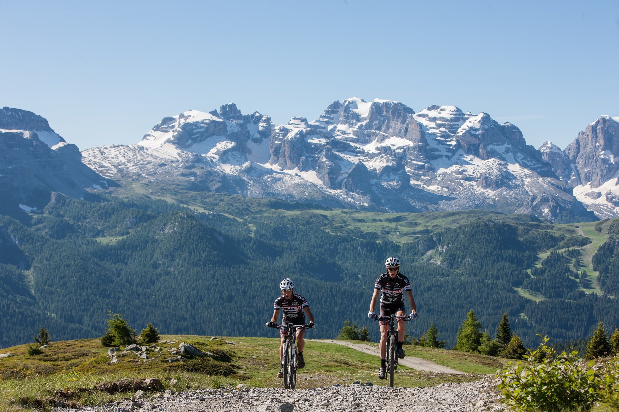 E Bike Tour Sulle Dolomiti Di Brenta Con Ursus Adventures