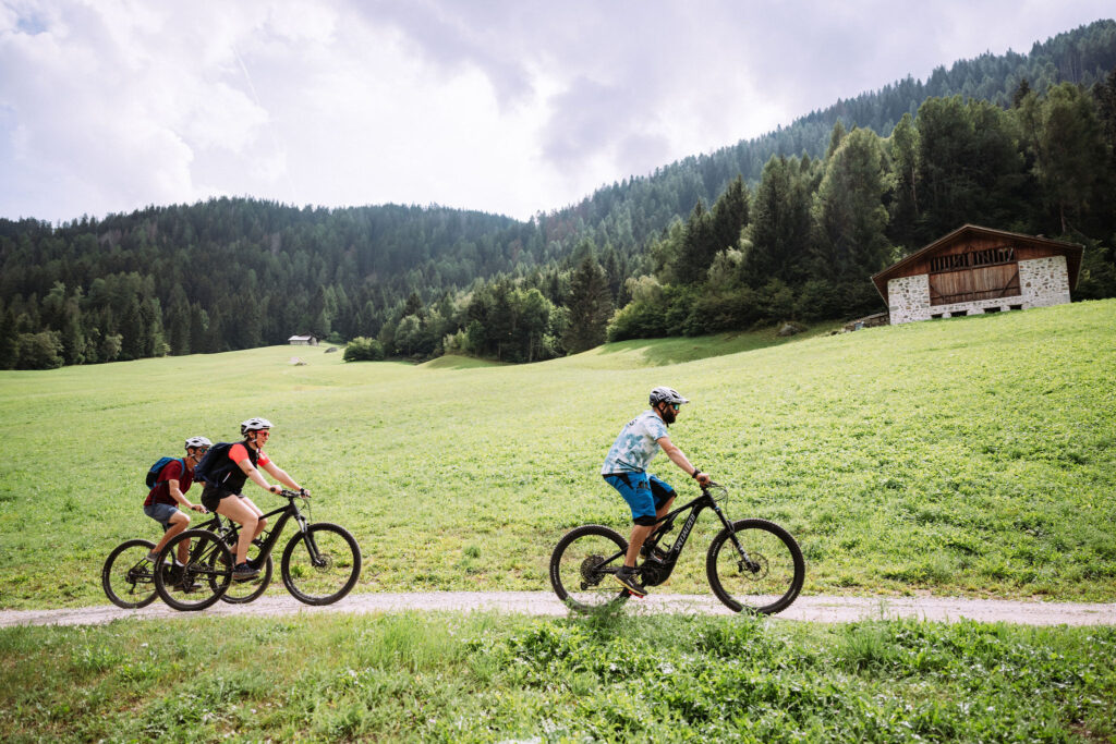team building e-bike