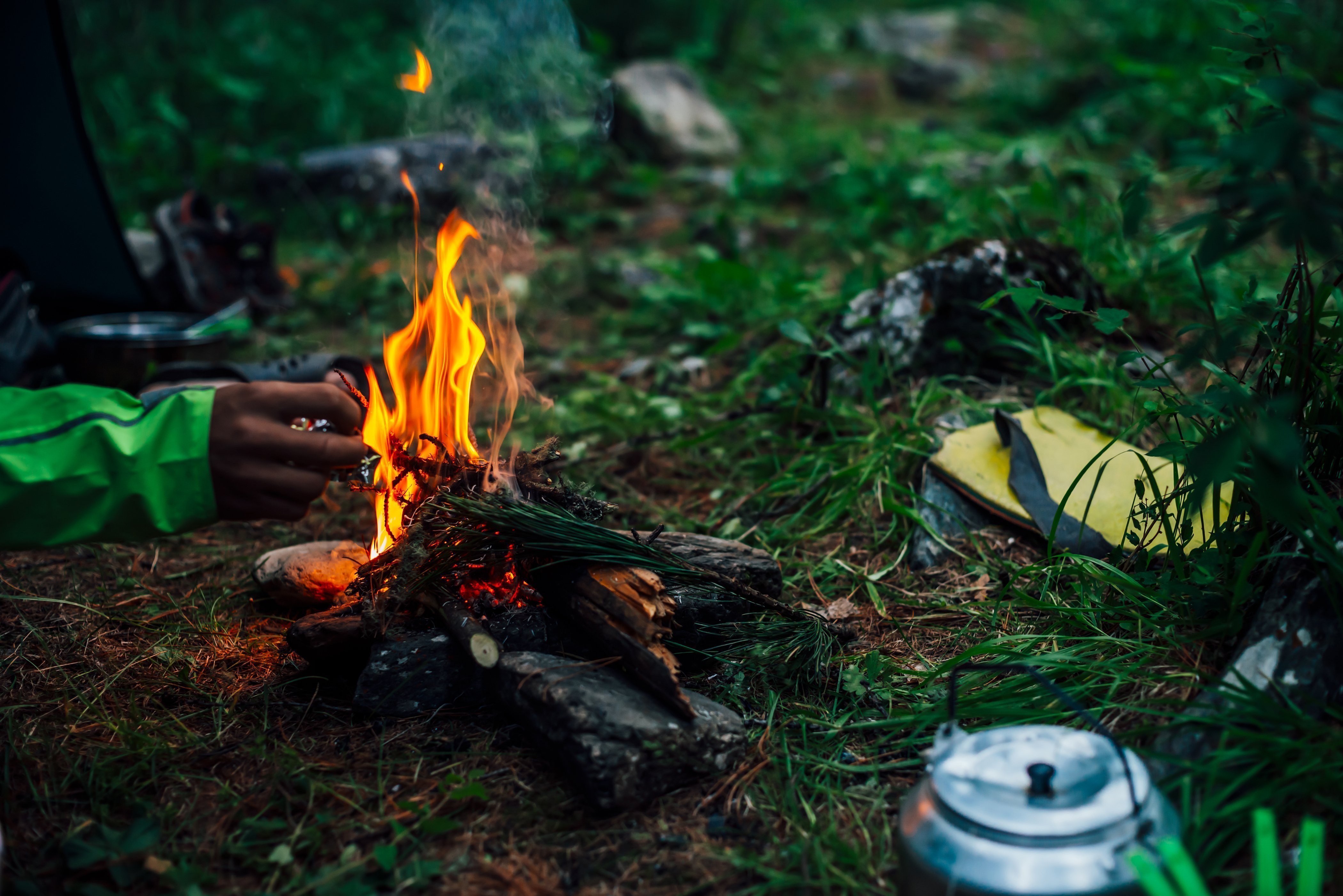 team building bushcraft Trentino